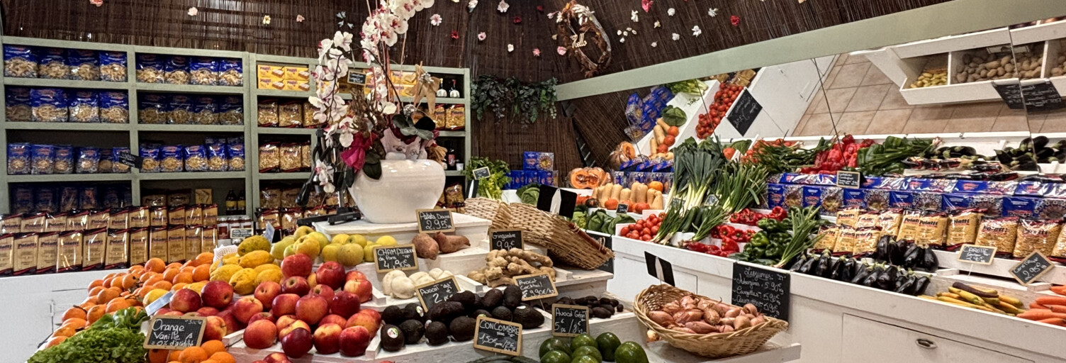 Commerce  55 m² à vendre à Saint-Cyr-sur-Mer (83270)