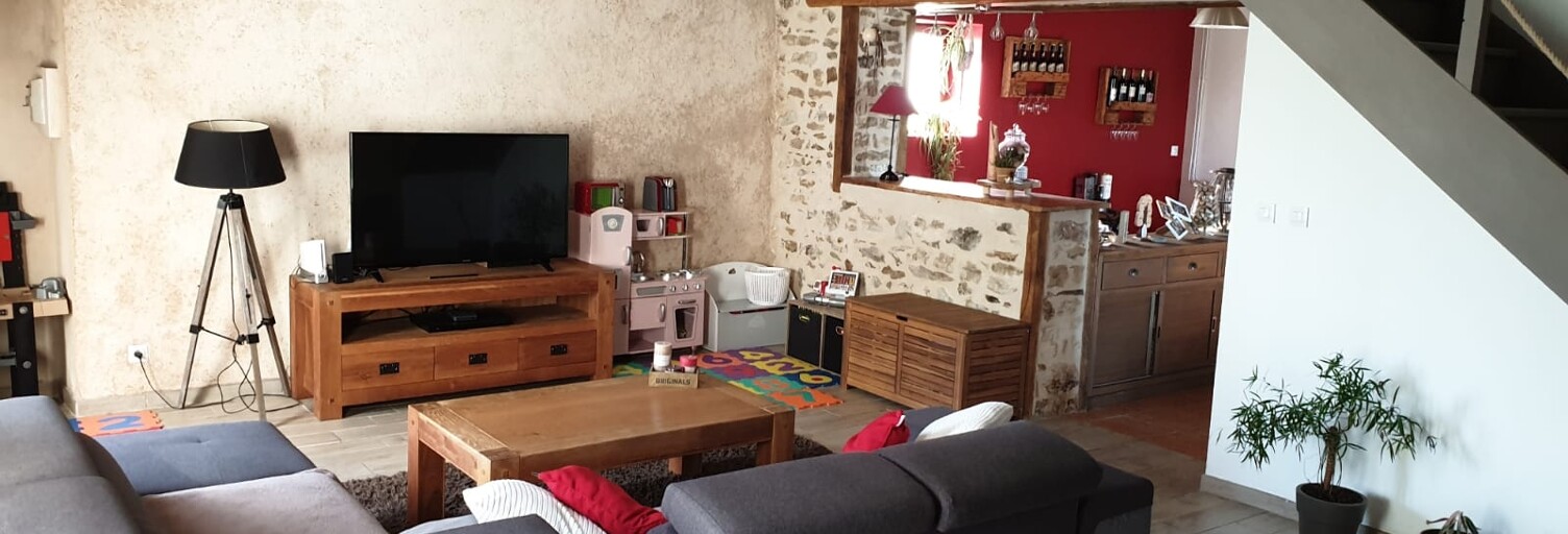 Maison 8 Pièces 179 m² à vendre à Vasles (79340)