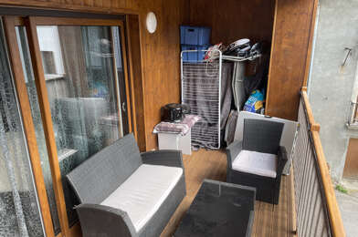Appartement 4 pièces 945 €