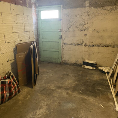 Appartement 4 pièces 120000 €