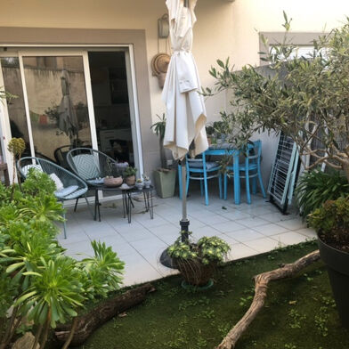 Appartement 2 pièces 915 €