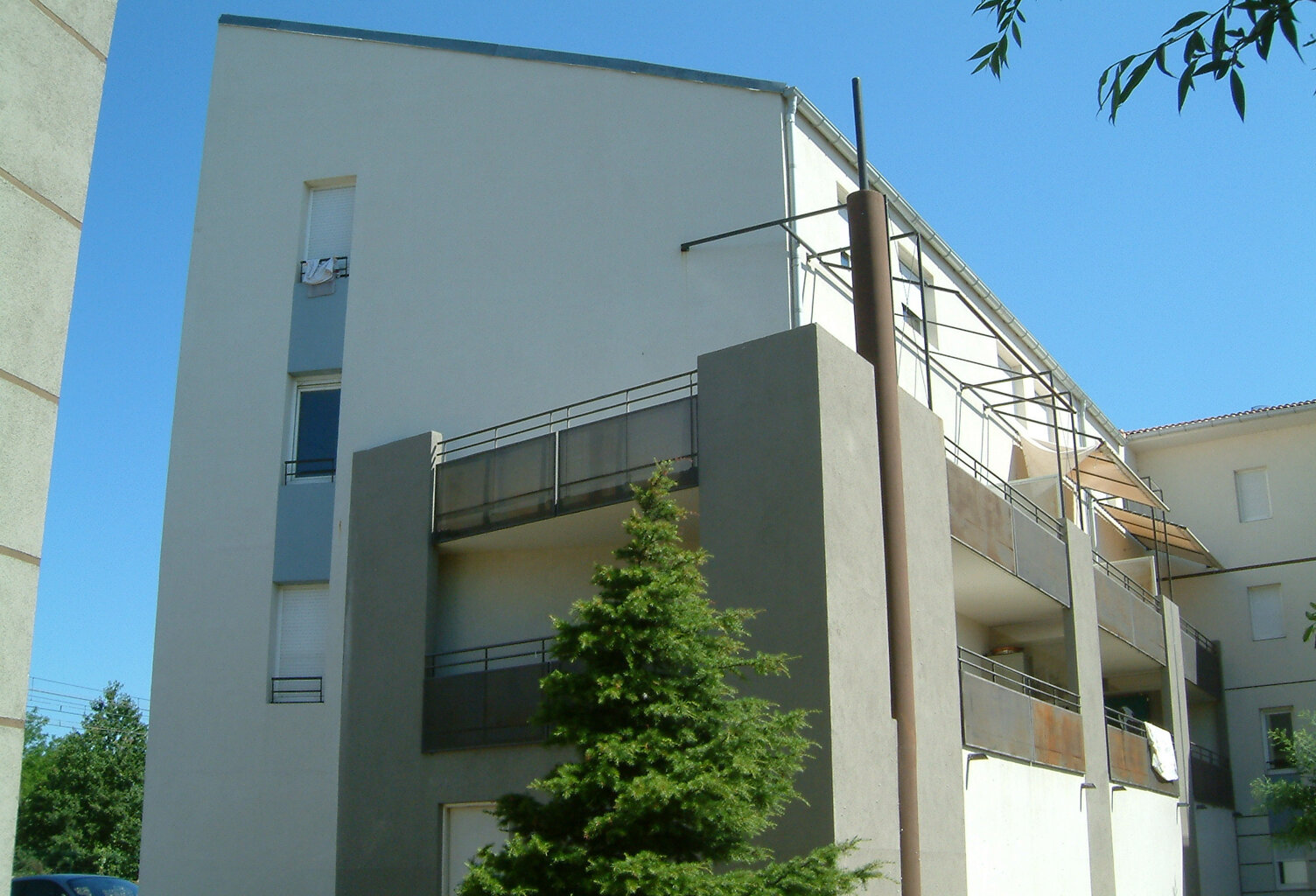 Investissement clé en main   T3 rénové avec locataire en place, rentabilité 7.97% brut — photo 1