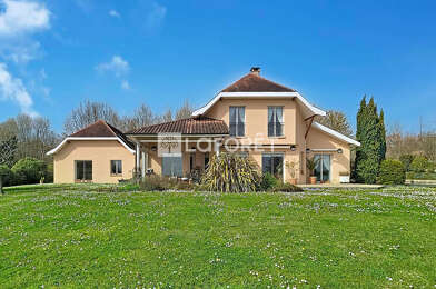 Maison 11 pièces 590000 €