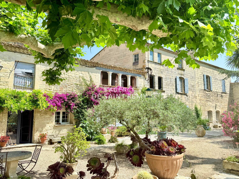 Charme, volumes et dépendances. — photo 1