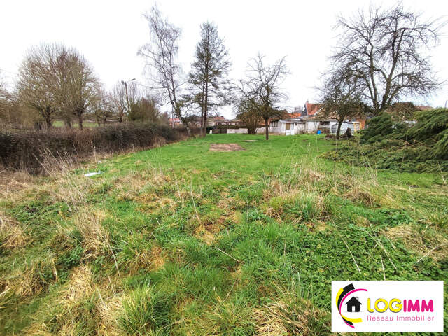 Terrain constructible — photo du bien