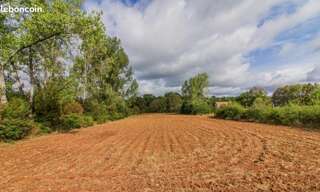 Terrain  5050 m² à vendre à Hautefort (24390)