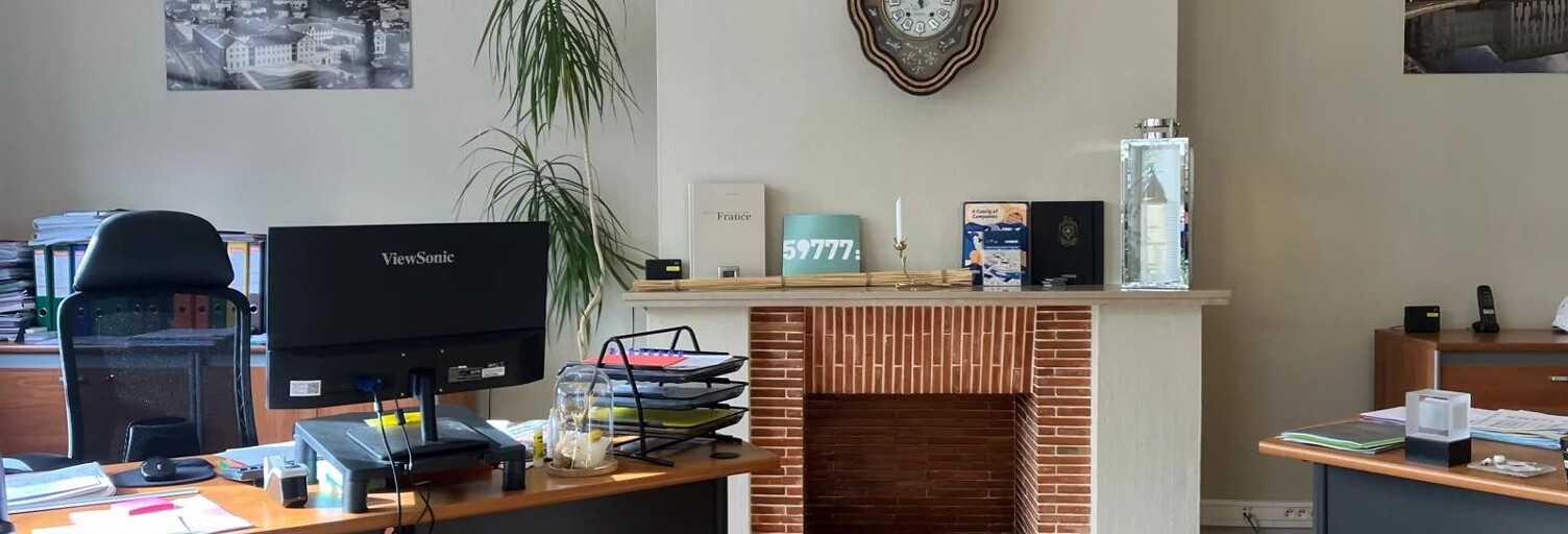 Bureau 8 Pièces 217 m² à vendre à Saint-Cyr-sur-Loire (37540)