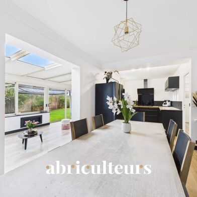 Maison 7 pièces 405000 €