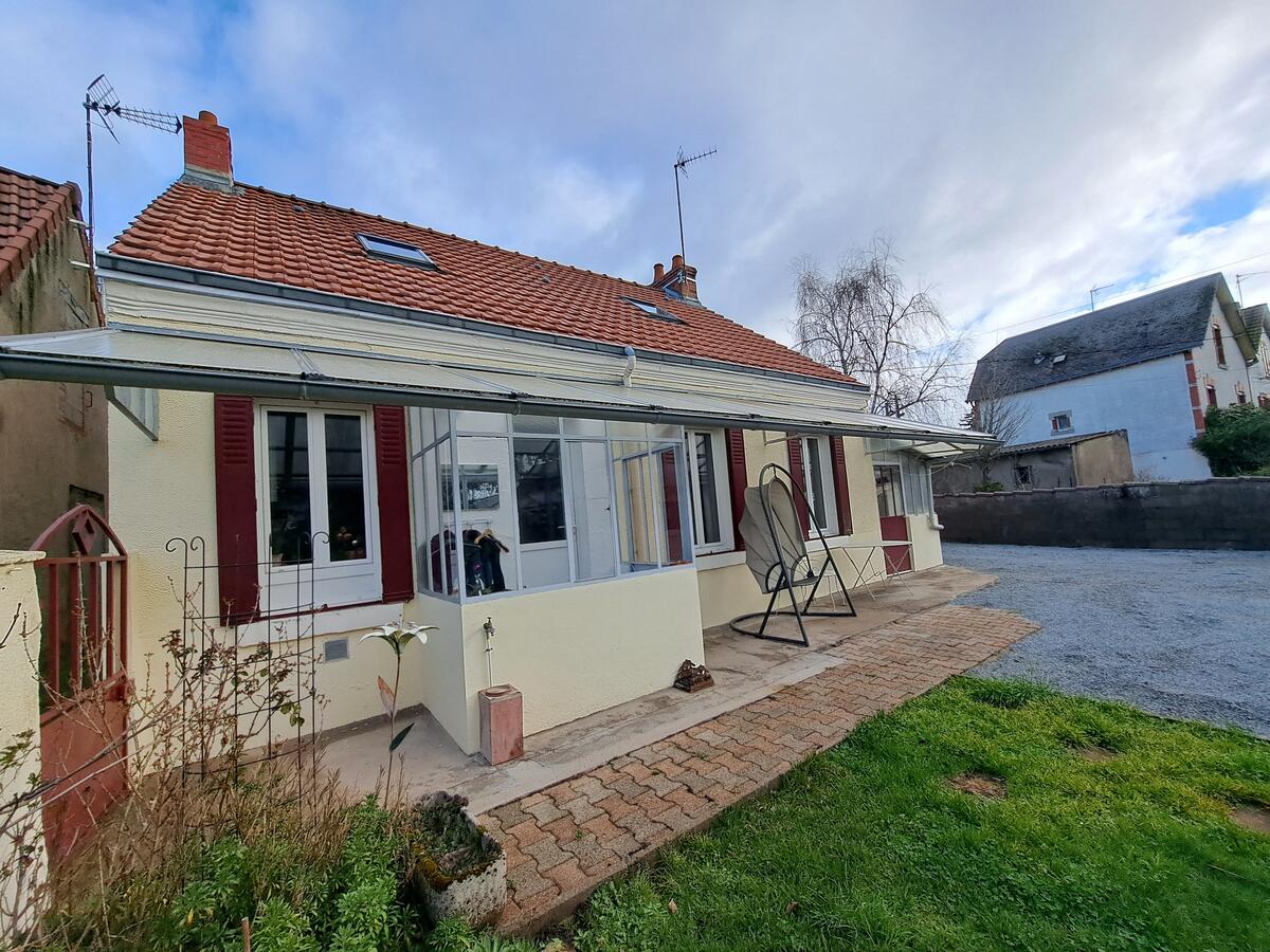 Villa / Maison  T4 à vendre Vierzon 18100