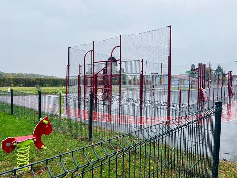 NECY TERRAIN DE 845m² ENTIEREMENT VIABILISE — photo 1
