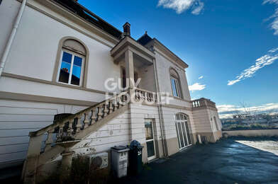 Appartement 4 pièces 1393 €