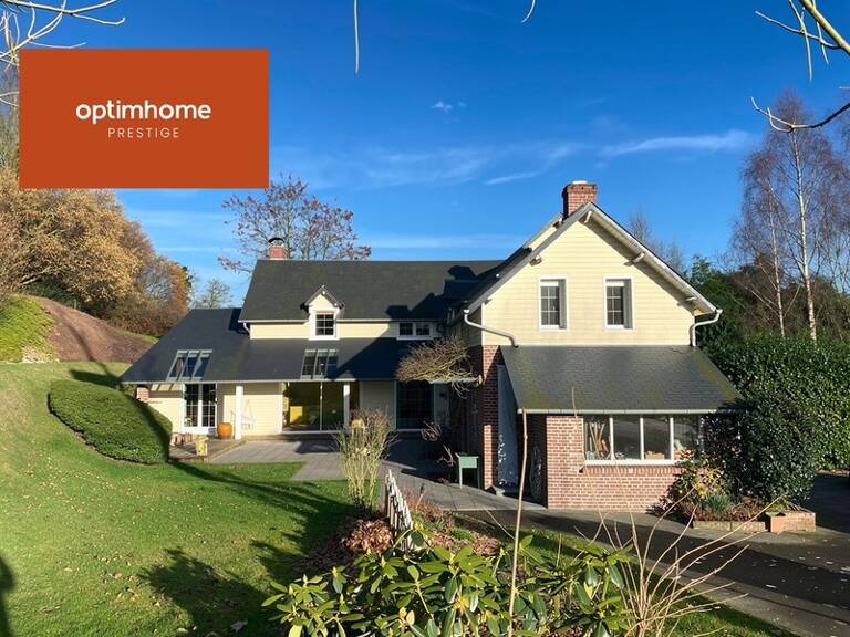 Propriété d’Exception à Lisieux – Maison de 255 m² sur 3 Hectares avec dépendances — photo 1