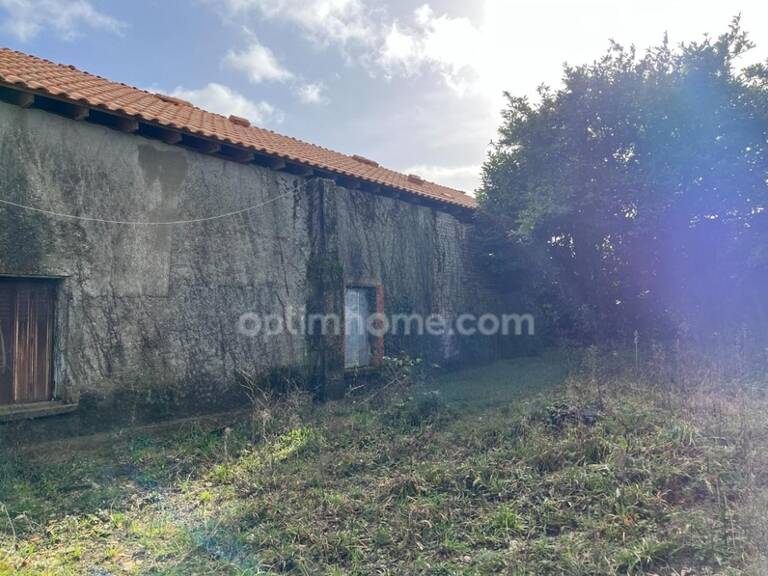 Ensemble immobilier à fort potentiel - Projet rénovation / investissement - JAULDES (16) — photo 1