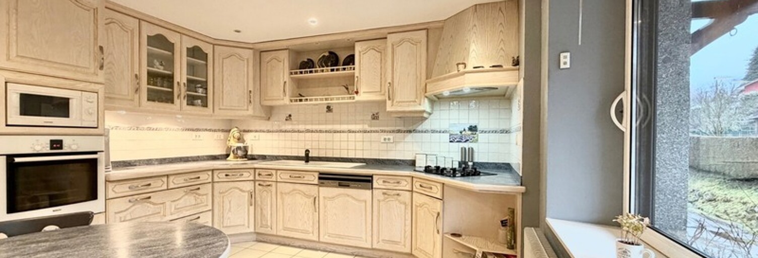 Maison 9 Pièces 196 m² à vendre à Cornimont (88310)