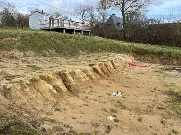 Terrain à vendre viabilisé de plus de 2100 M2 vue dégagé au calme avec un mobil home Bonneville la louvet — photo 1