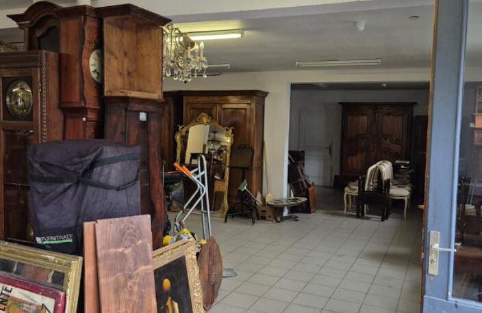 Local lumineux 130 m2 — photo 5