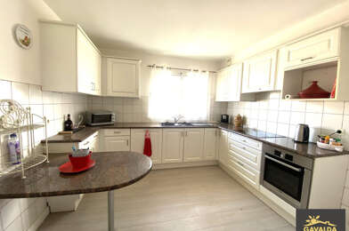 Appartement 4 pièces 238000 €