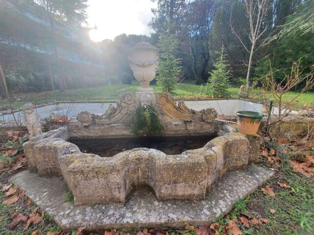 MAISON DE CARACTERE AVEC GRAND JARDIN AIX EN PROVENCE — photo du bien