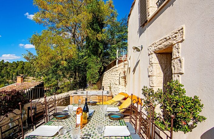 Ancienne bergerie à vendre 5 pièces à 25mn au nord d'AIX EN PROVENCE (13), 100 m2, terrasse et vue panoramique — photo 3