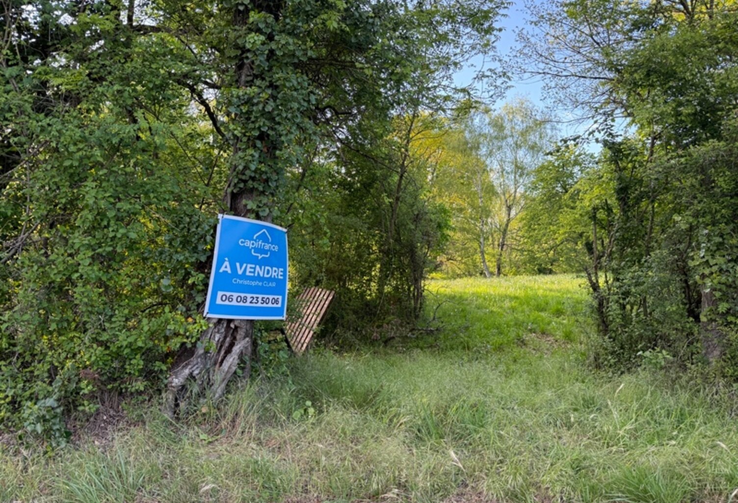 Terrain à vendre de 2 247,00 m²  () — photo 1