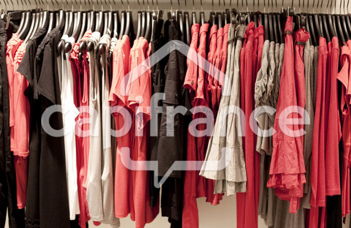 À vendre : Fond de commerce Prêt à Porter à Biarritz — photo 4