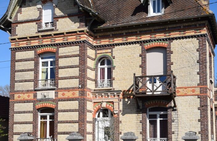 Dpt Aube (10), à vendre ESTISSAC maison P11 — photo 5