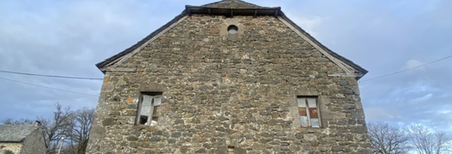 Maison 6 Pièces 140 m² à vendre à Mur-de-Barrez (12600)