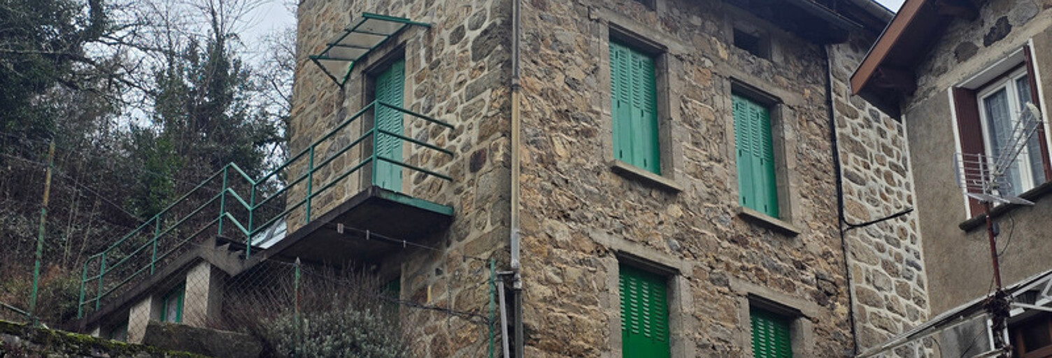 Maison 3 Pièces 47 m² à vendre à Mariac (07160)