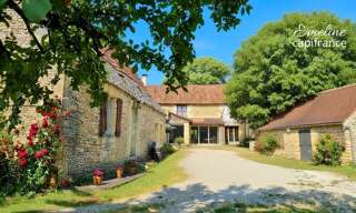 Maison 6 Pièces 202 m² à vendre à La Chapelle-Aubareil (24290)