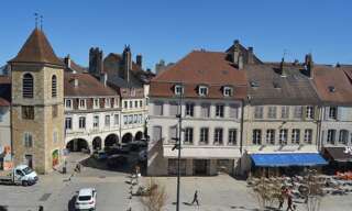 Immeuble  366 m² à vendre à Lons-le-Saunier (39000)