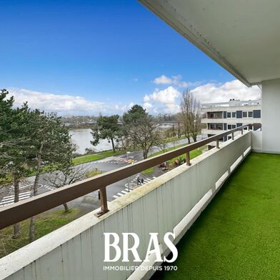 Appartement 4 pièces 241000 €