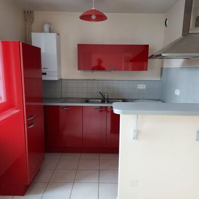 Appartement 3 pièces 730 €