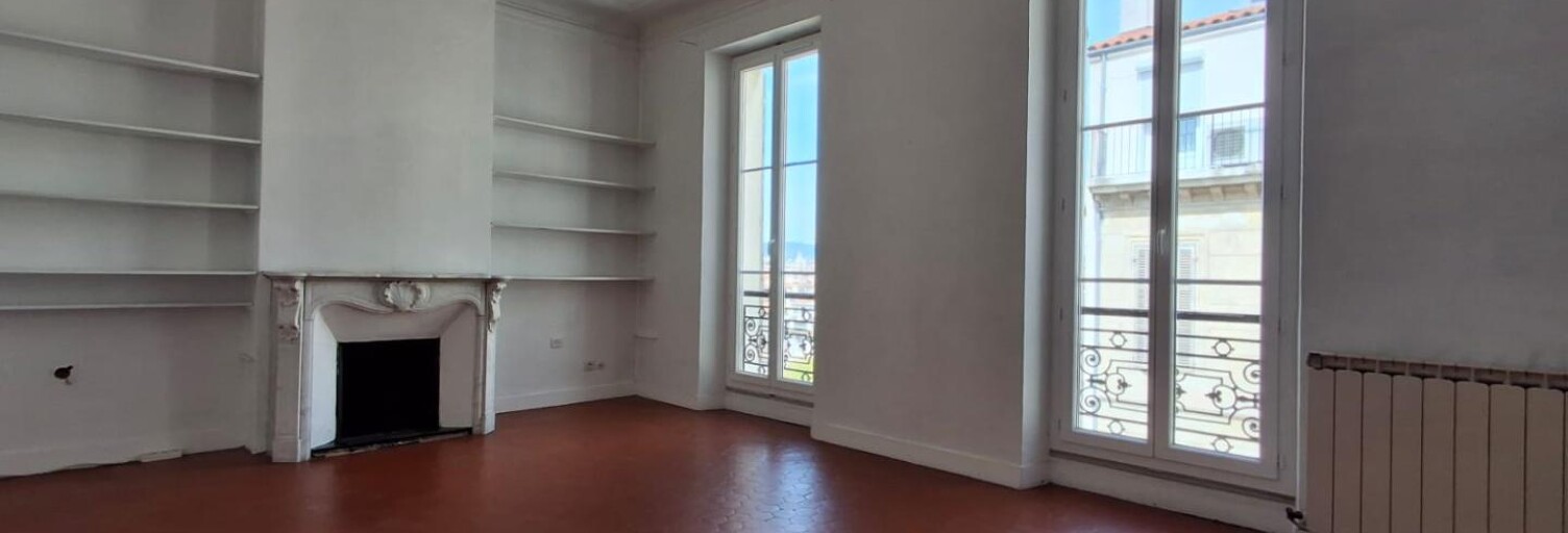 Appartement 5 Pièces 112 m² à louer à Marseille 6 (13006)