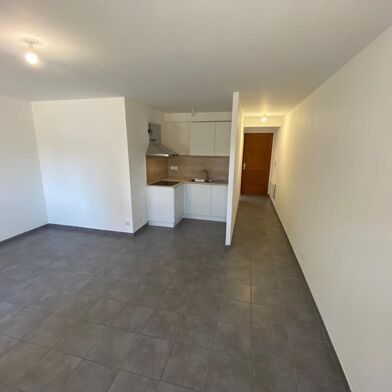 Appartement 2 pièces 649 €