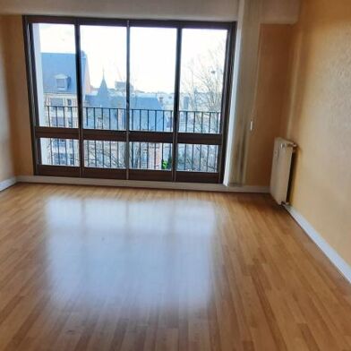 Appartement 2 pièces 590 €