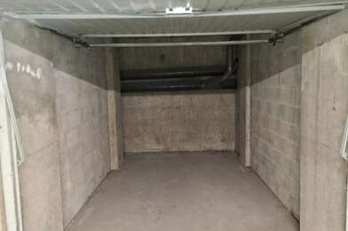 Garage  62 €