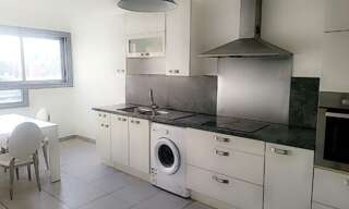 Appartement 1 Pièce 102 m² à louer à Saint-Priest (69800)