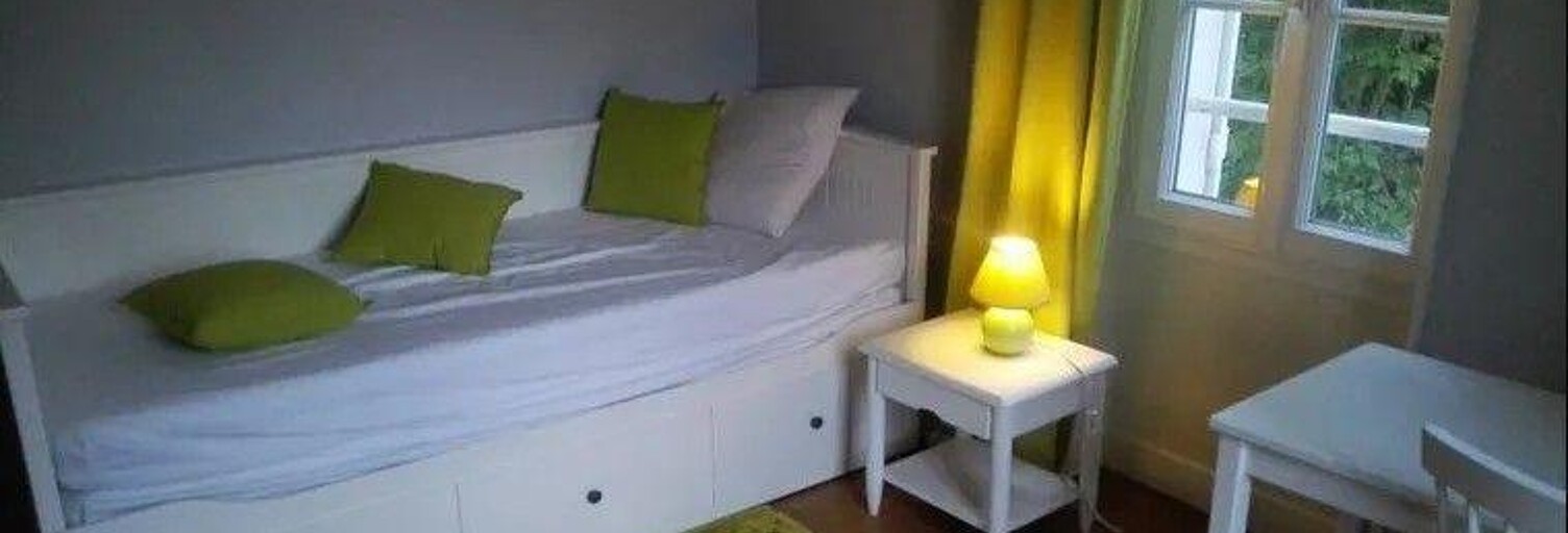 Appartement 1 Pièce 100 m² à louer à Guyancourt (78280)