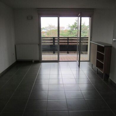 Appartement 3 pièces 974 €