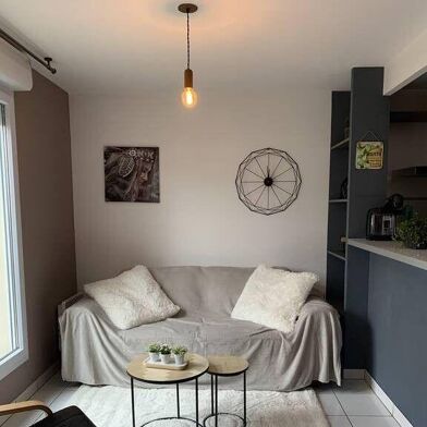 Appartement 3 pièces 1290 €