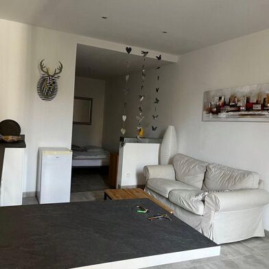 Appartement 2 pièces 900 €