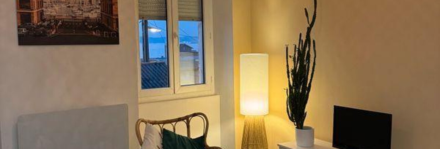 Appartement 2 Pièces 40 m² à louer à Marseille 8 (13008)