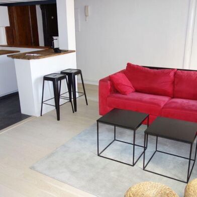 Appartement 1 pièces 832 €