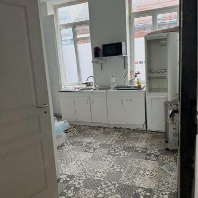 Appartement 2 pièces 710 €