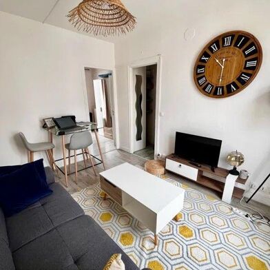 Appartement 2 pièces 1070 €