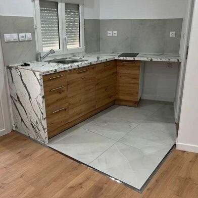 Appartement 3 pièces 1300 €