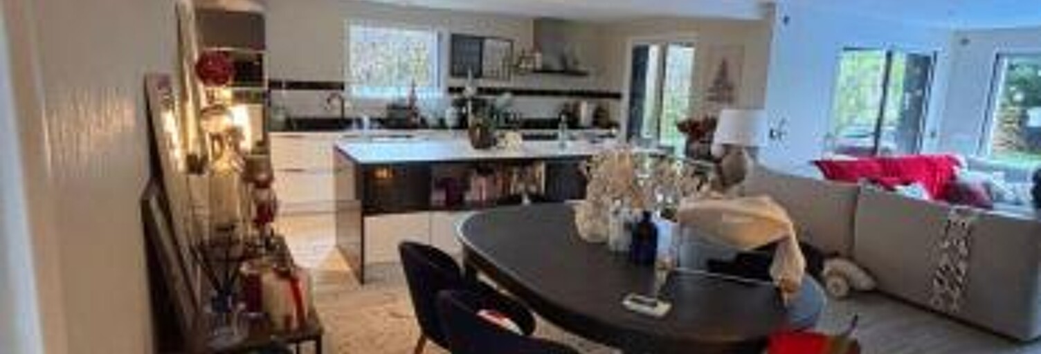 Maison 4 Pièces 125 m² à louer à Calan (56240)