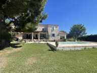 Villa familiale en campagne de Mouriès — photo 2