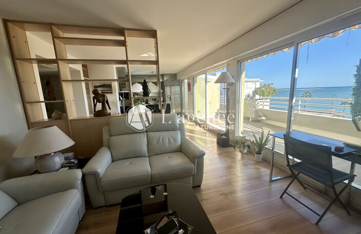 ST LAURENT DU VAR - BORD DE MER : APPARTEMENT DERNIER ÉTAGE — photo 4
