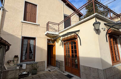 Maison de ville Lyon 8ème 5 pièce(s) 102m2 sur cour. — photo du bien